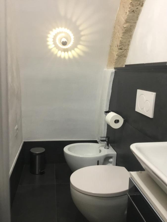 Flos Bari Buitenkant foto